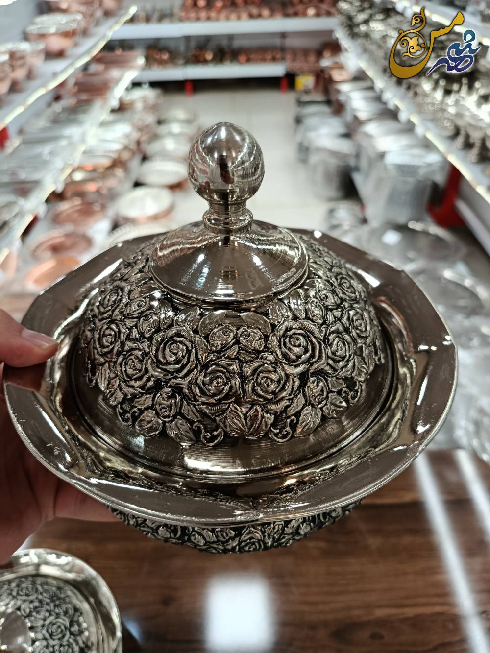 شکلات خوری مسی گلبرگ درب دار کروم بدون پایه