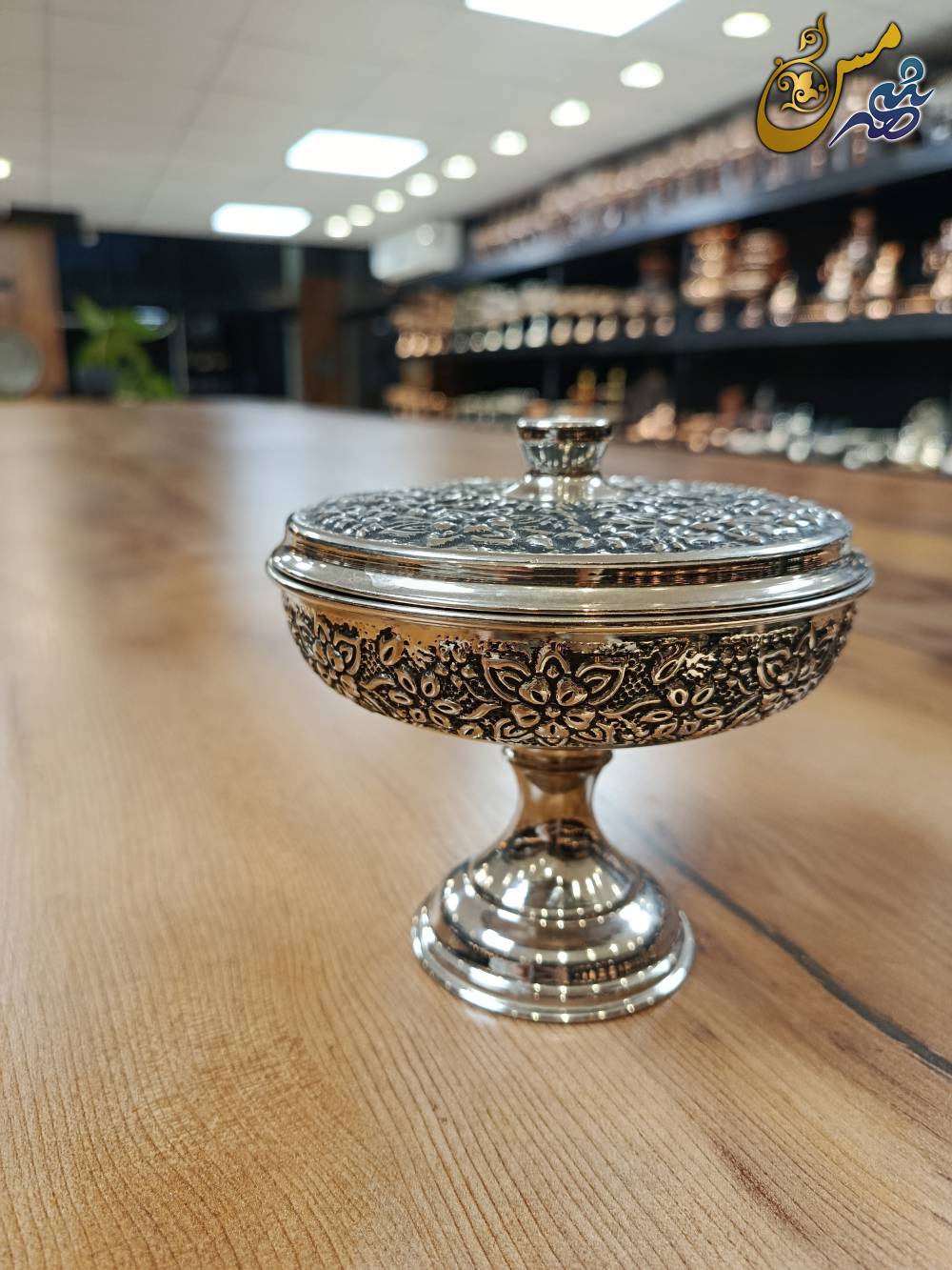 لیدیز دنس زر گلد کروم پایه دار